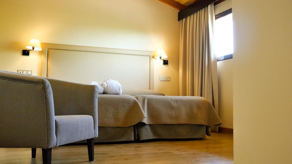 Balneario Cervantes Santa Cruz De Mudela Ngoại thất bức ảnh